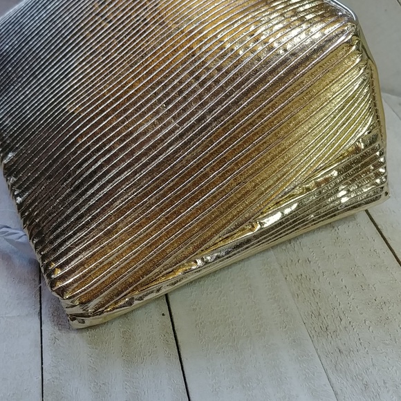 NWT Victoria's Secret Gold Pleated Makeup Bag - Picture 9 of 9
